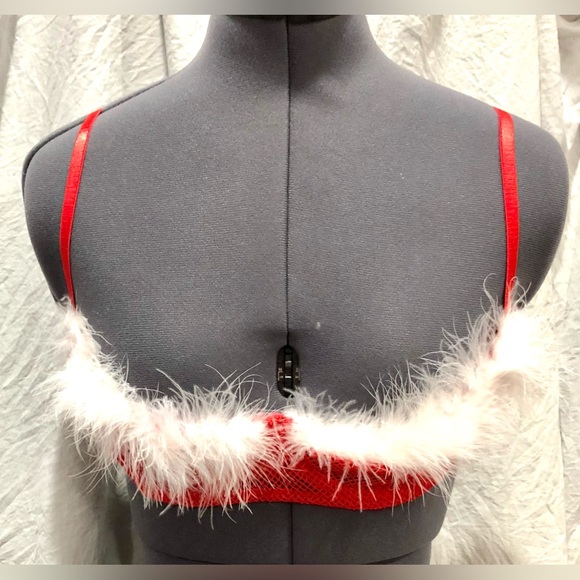 ♥️ LOVERS LANE red with white furry trim underwire bra size34 like new ex cond - Picture 8 of 11